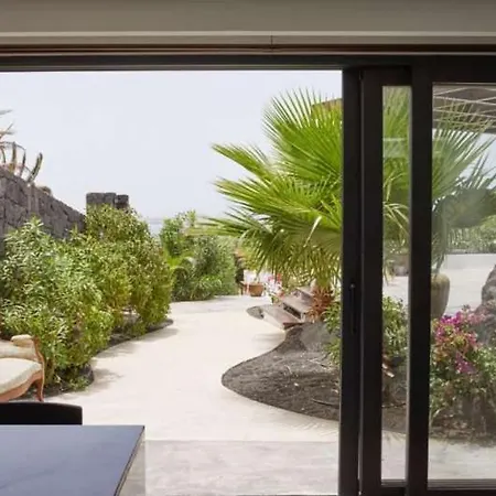 בית נופש Sleeps 2 Pool Wifi פאמארה